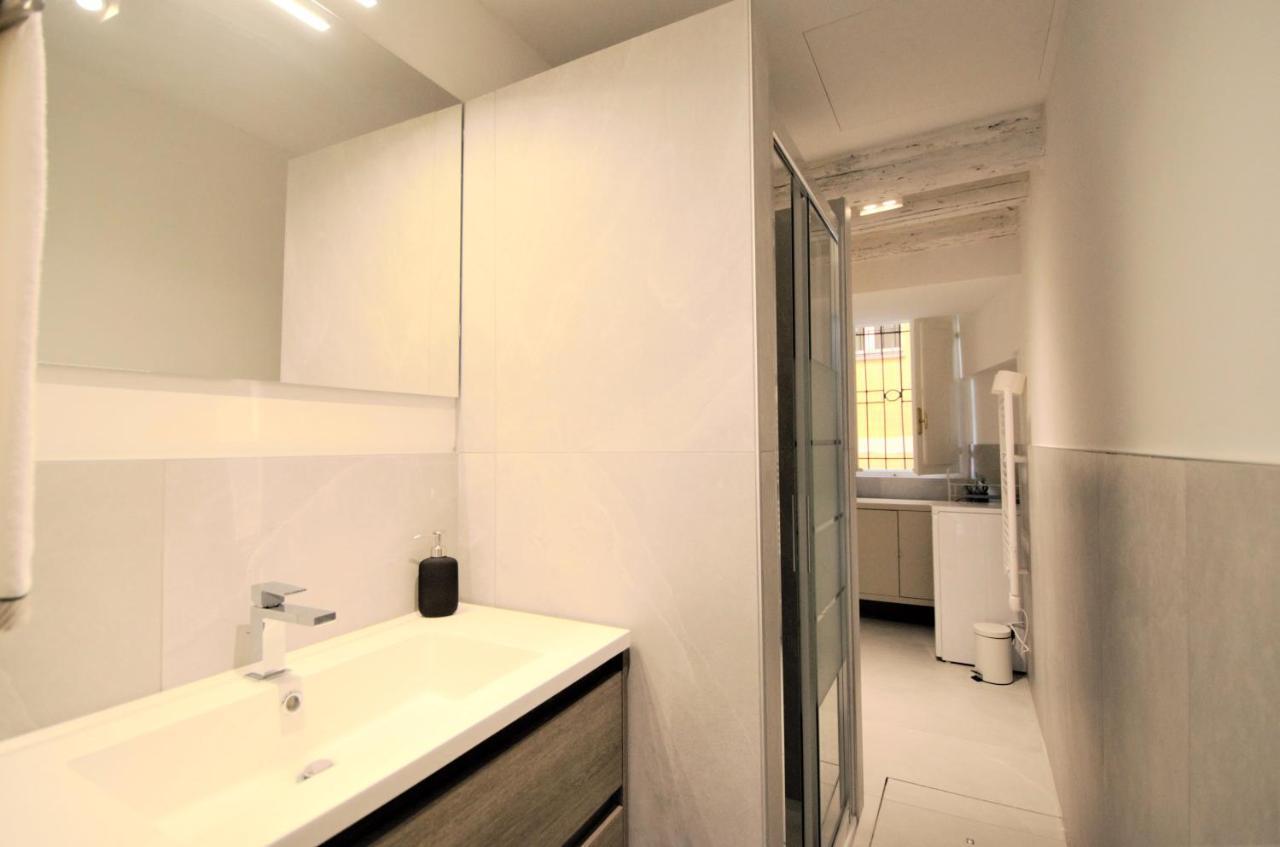 Eleganza Del Riccio Apartment ปาร์มา ภายนอก รูปภาพ