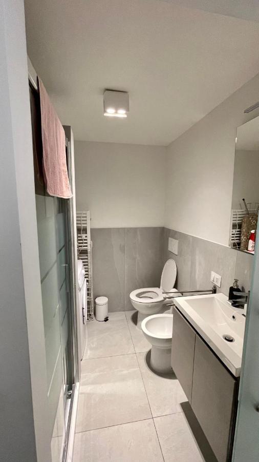 Eleganza Del Riccio Apartment ปาร์มา ภายนอก รูปภาพ